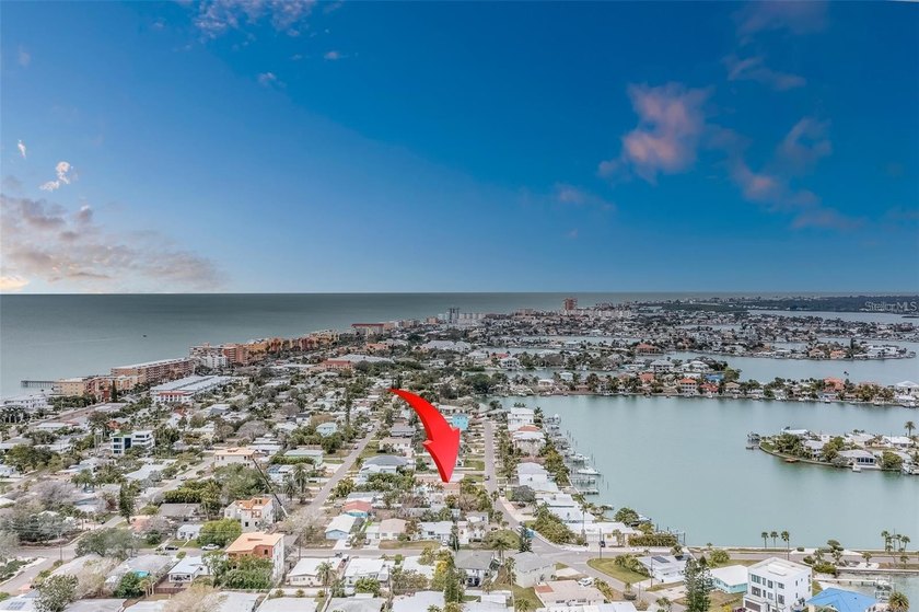 Build Your Dream Coastal Retreat. Unlock the potential of one of - Beach Lot for sale in Redington Beach, Florida on Beachhouse.com