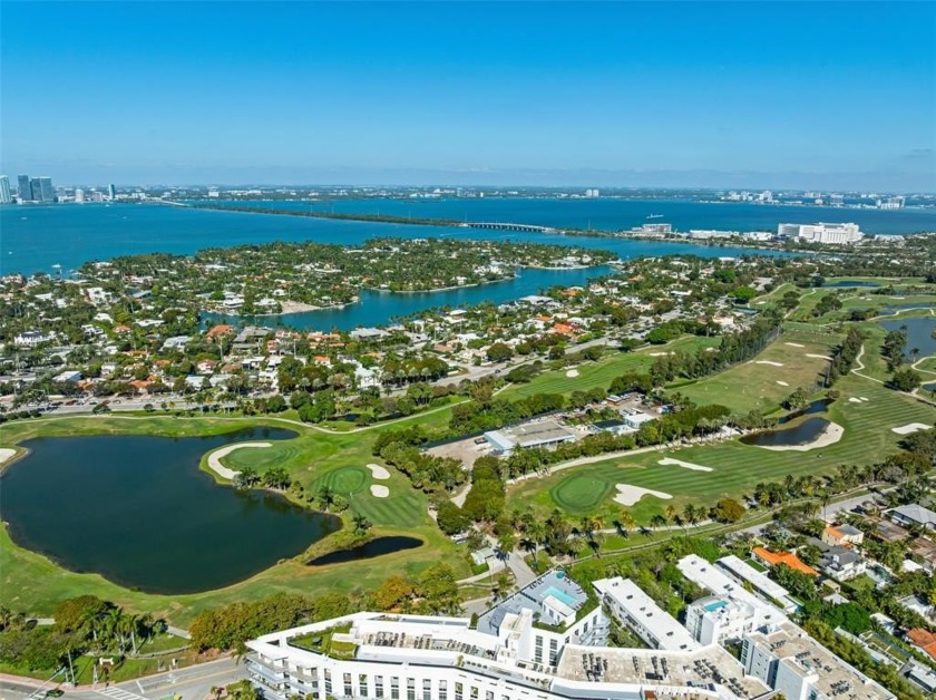 Elegant renovated Loft with a 1-bedroom plus Office layout on a - Beach Condo for sale in Miami Beach, Florida on Beachhouse.com