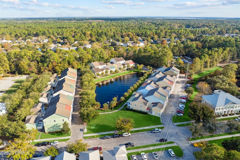 Welcome to 86 Cassandra Lane, a rare opportunity in the heart of - Beach Townhome/Townhouse for sale in Bluffton, South Carolina on Beachhouse.com