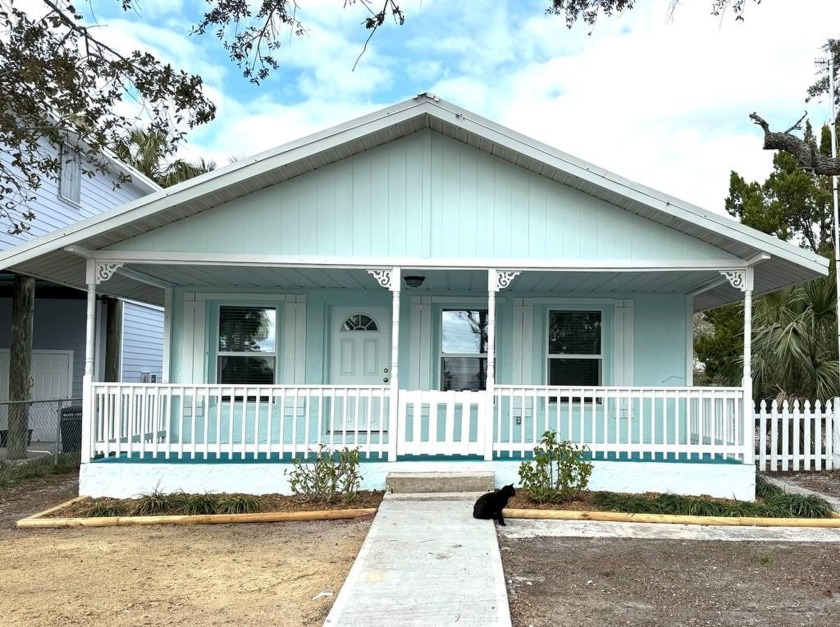 Step back into our our charming island town of Cedar Key, on the - Beach Home for sale in Cedar Key, Florida on Beachhouse.com