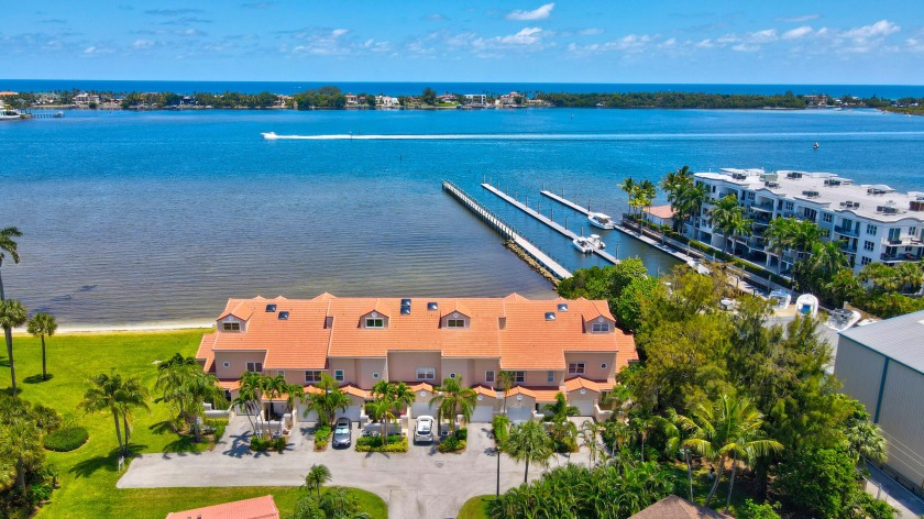 LAKESHORE - A true hidden gem This Stunning Direct-Intracoastal - Beach Townhome/Townhouse for sale in Hypoluxo, Florida on Beachhouse.com