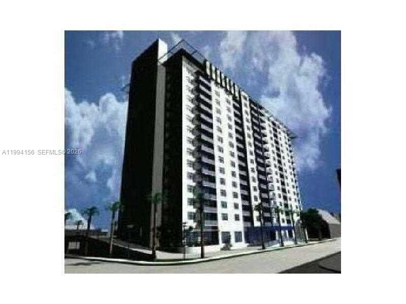 Very good opportunity for investors or homeowners !! Beautiful - Beach Condo for sale in Miami Beach, Florida on Beachhouse.com