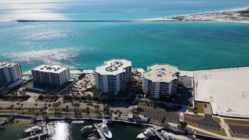 From the moment you walk in you'll fall in love with this - Beach Condo for sale in Destin, Florida on Beachhouse.com