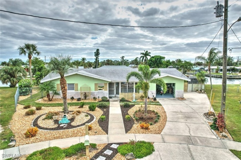 Your own piece of Paradise in a quiet neighborhood of Waterway - Beach Home for sale in North Fort Myers, Florida on Beachhouse.com