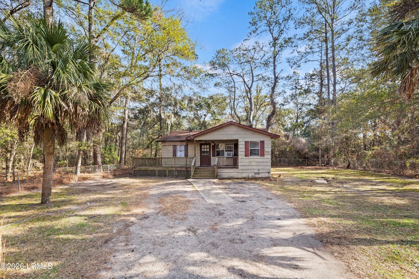 This is a great opportunity for buyers seeking attractive - Beach Home for sale in Saint Helena Island, South Carolina on Beachhouse.com