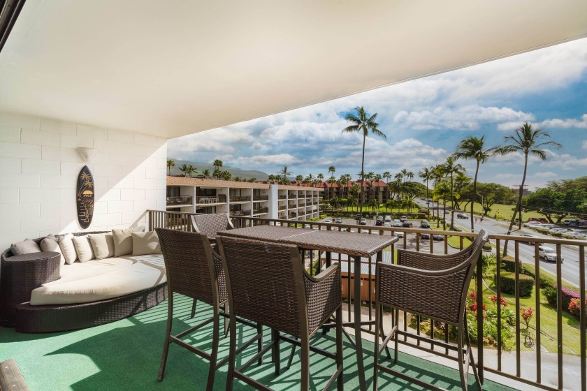 Have you ever dreamed of falling asleep while listening to the - Beach Condo for sale in Kihei, Hawaii on Beachhouse.com