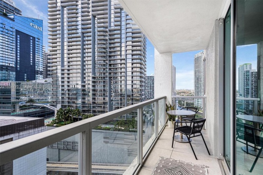 Welcome to your urban oasis in the heart of Brickell! This - Beach Condo for sale in Miami, Florida on Beachhouse.com