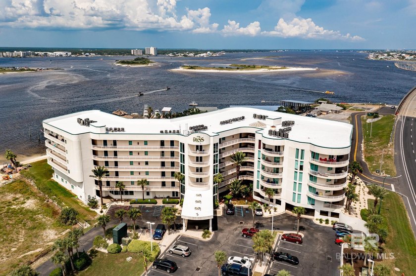 EXQUISITE & PRISTINE luxury condo with million dollar views and - Beach Condo for sale in Orange Beach, Alabama on Beachhouse.com