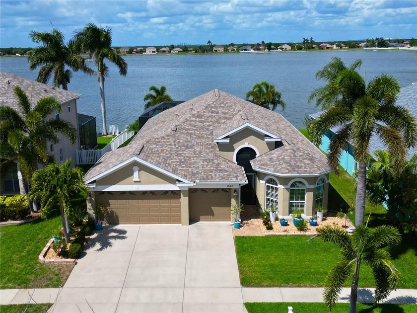Under contract-accepting backup offers. Step into this - Beach Home for sale in Ruskin, Florida on Beachhouse.com
