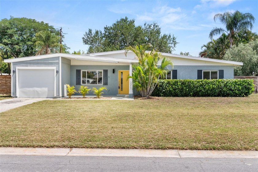 One or more photo(s) has been virtually staged. Southgate Charm - Beach Home for sale in Sarasota, Florida on Beachhouse.com