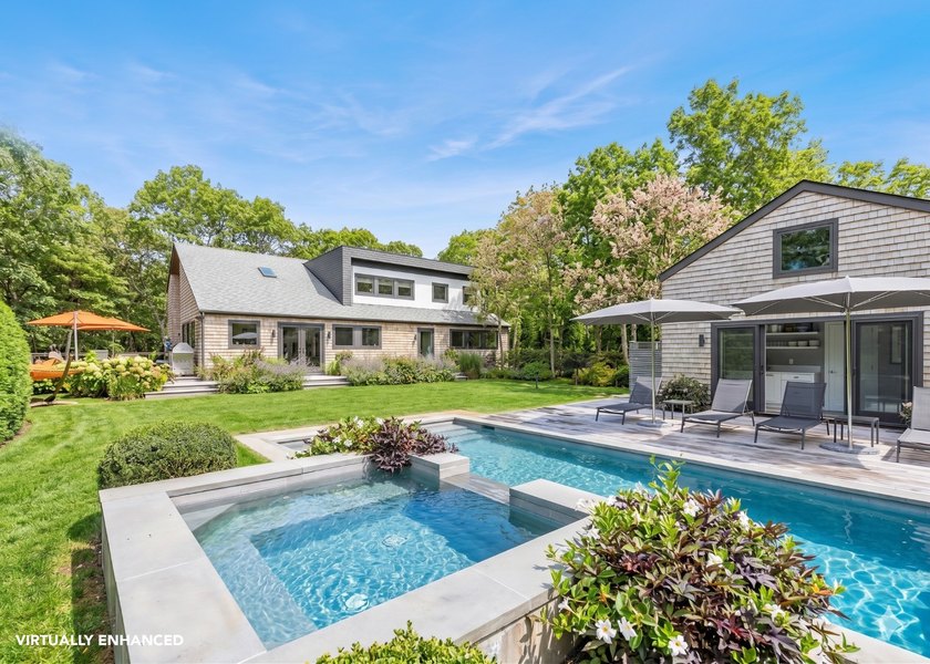 Set on 2.1 acres abutting the protected Long Pond Greenbelt - Beach Home for sale in Sag Harbor, New York on Beachhouse.com