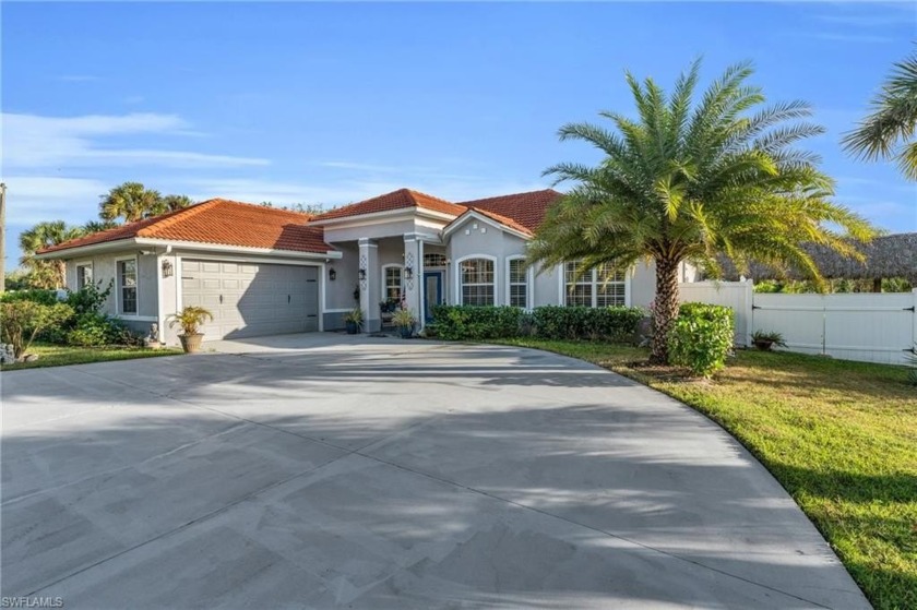 NOW $35K UNDER APPRAISED VALUE! SELLER SAYS MOVE IT! Discover - Beach Home for sale in Naples, Florida on Beachhouse.com