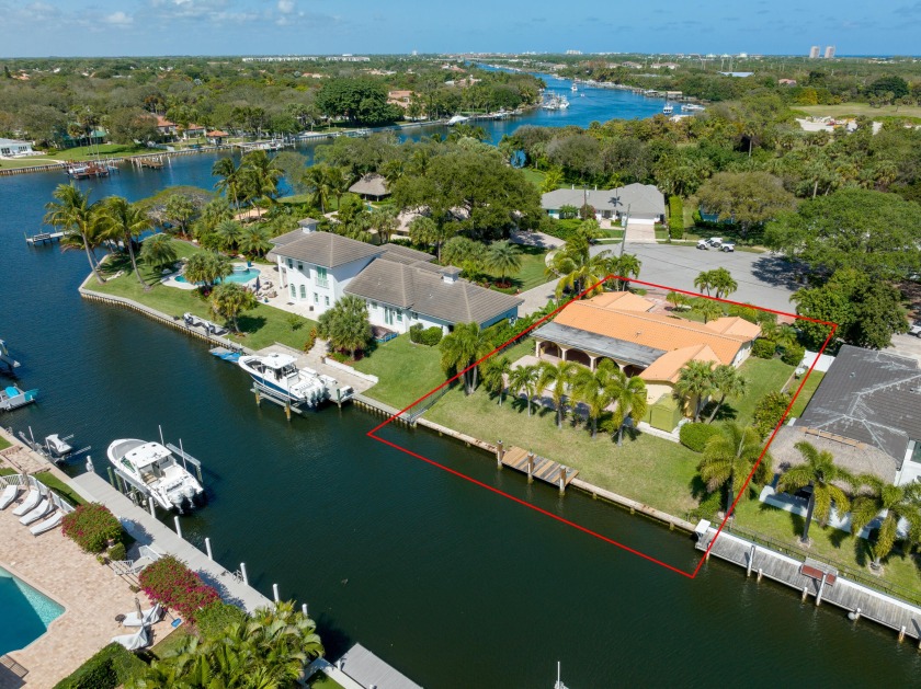 Prime Waterfront Lot in Juno Isles-85' of frontage on a deep - Beach Home for sale in North Palm Beach, Florida on Beachhouse.com