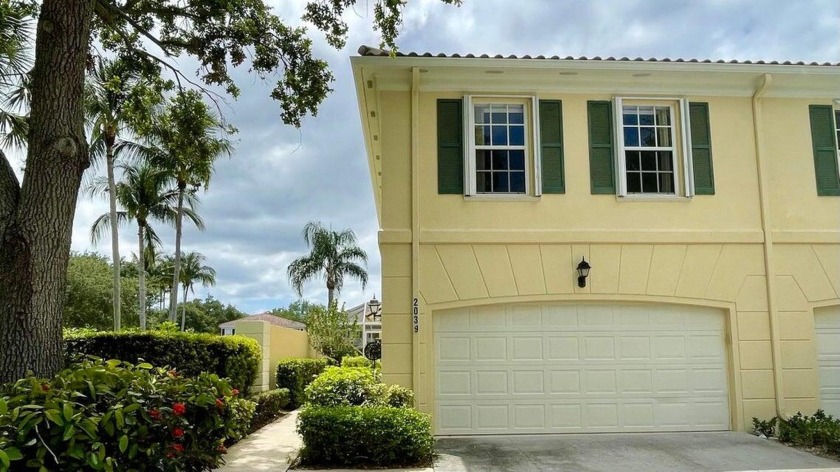 TENANT OCCUPUED PAYING $3,000 PER MONTH UNTIL AUGUST 2025 !!!3 - Beach Townhome/Townhouse for sale in West Palm Beach, Florida on Beachhouse.com