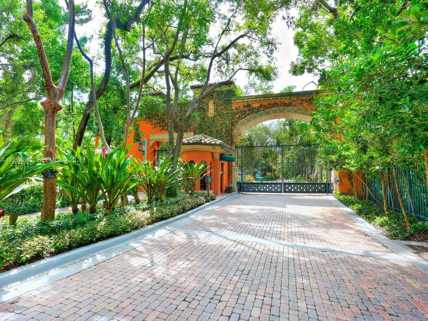 Experience refined waterfront living in this exceptional villa - Beach Condo for sale in Miami, Florida on Beachhouse.com