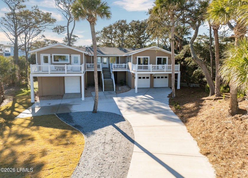 This impeccably redesigned oceanfront home blends luxury and - Beach Home for sale in Fripp Island, South Carolina on Beachhouse.com