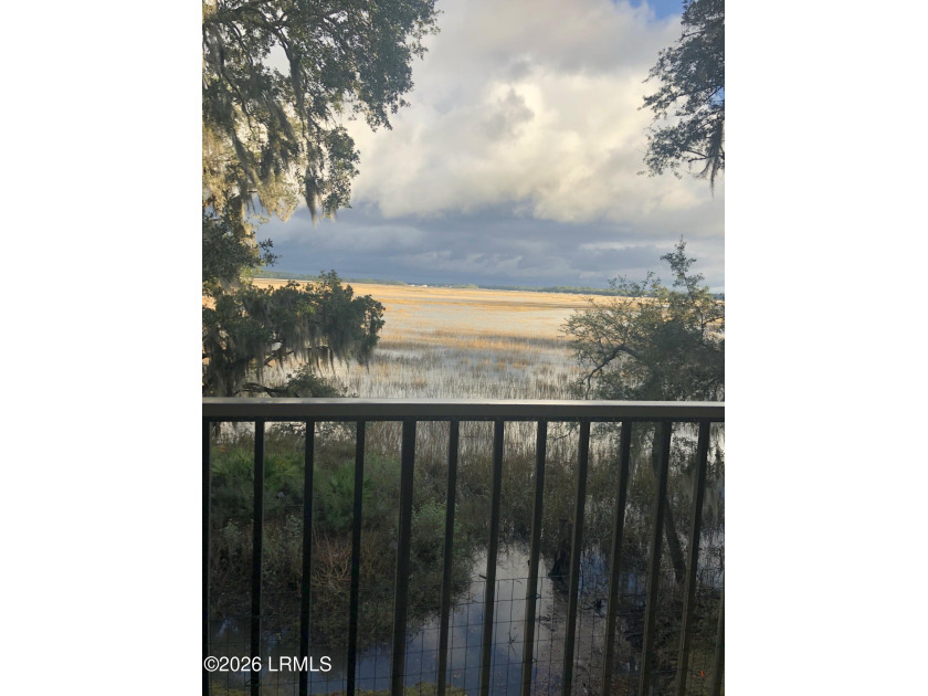 Affordable living with a magnificent view from the living room - Beach Condo for sale in Beaufort, South Carolina on Beachhouse.com