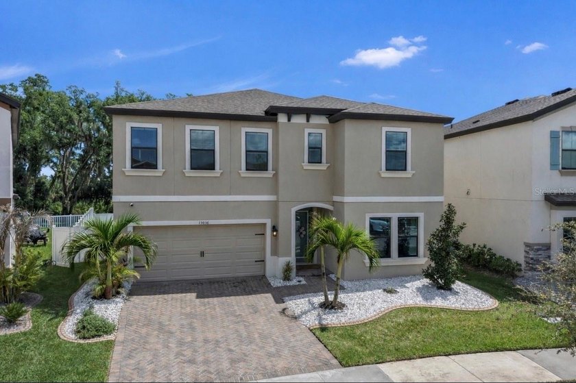 Welcome home to this STUNNING 5 bedroom, 3 bath POOL home - Beach Home for sale in Riverview, Florida on Beachhouse.com