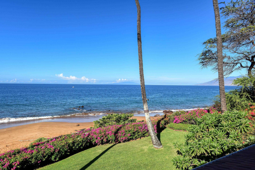 Makena Surf offers the security of a gated community on one of - Beach Condo for sale in Kihei, Hawaii on Beachhouse.com