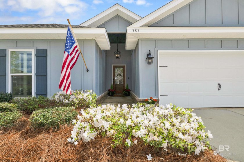 Well-maintained and beautifully upgraded home in Gulf Shores - Beach Home for sale in Gulf Shores, Alabama on Beachhouse.com