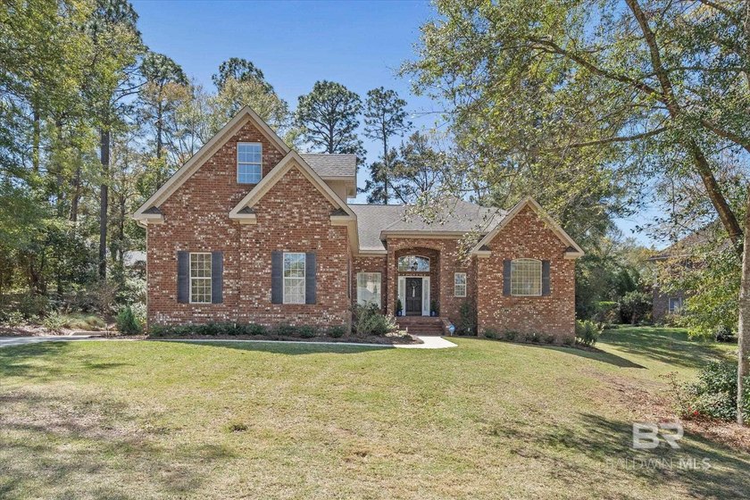 Beautifully updated 4-bedroom, 3.5-bath home located on the - Beach Home for sale in Fairhope, Alabama on Beachhouse.com