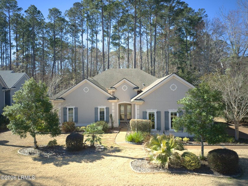 Great opportunity to own a builder's private residence! This - Beach Home for sale in Okatie, South Carolina on Beachhouse.com