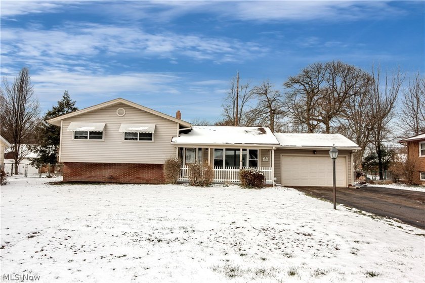 Check out this Move-in ready 3-bedroom, 1.5-bath split-level - Beach Home for sale in Mentor, Ohio on Beachhouse.com