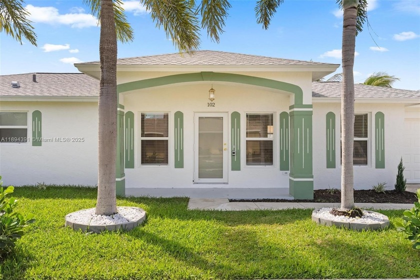 Completely rebuilt, this stunning 3-bedroom, 2-bath home is - Beach Home for sale in Delray Beach, Florida on Beachhouse.com