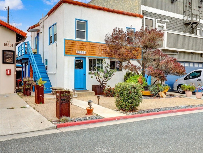 Incredible Investment Opportunity in Sunset Beach!  Just steps - Beach Townhome/Townhouse for sale in Sunset Beach, California on Beachhouse.com