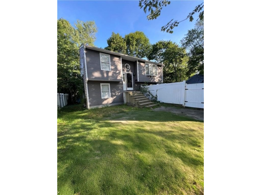 Raised Ranch Near the Beach in Warwick, RI!
Enjoy coastal - Beach Home for sale in Warwick, Rhode Island on Beachhouse.com