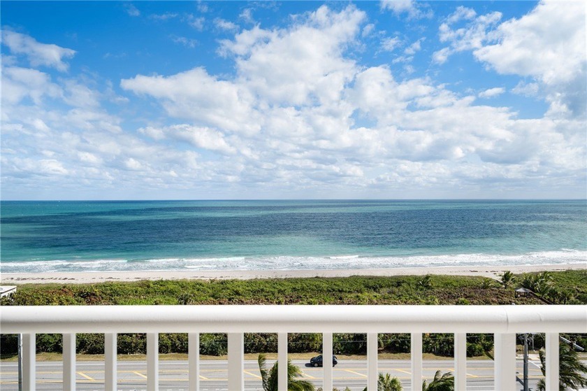 360 degree views of the River to the Ocean! Highly desirable - Beach Condo for sale in Fort Pierce, Florida on Beachhouse.com
