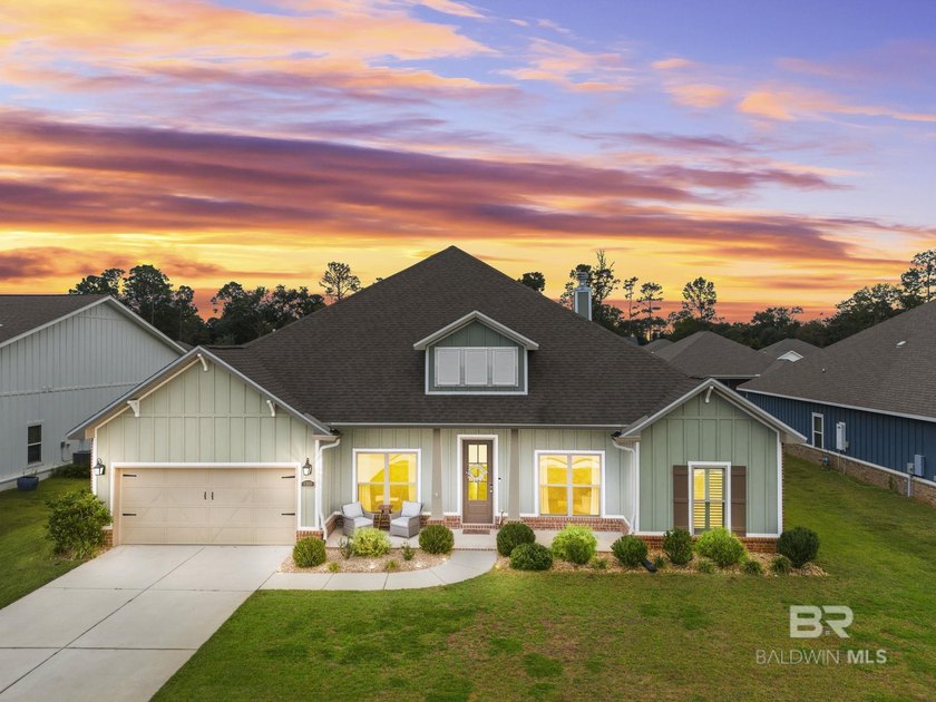 For Comp Purposes OnlyWelcome to this stunning Gold - Beach Home for sale in Daphne, Alabama on Beachhouse.com