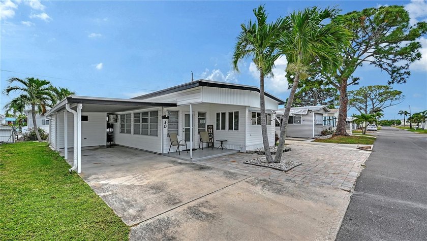 Look no further! You have come upon a very well-appointed home - Beach Home for sale in Bradenton, Florida on Beachhouse.com