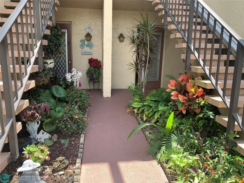 BACK ON THE MARKET!!
MOTIVATED SELLER! PRICE DROP! DON'T MISS - Beach Condo for sale in Margate, Florida on Beachhouse.com
