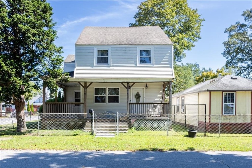This three-bedroom, one-and-a-half bath home in Warwick's - Beach Home for sale in Warwick, Rhode Island on Beachhouse.com