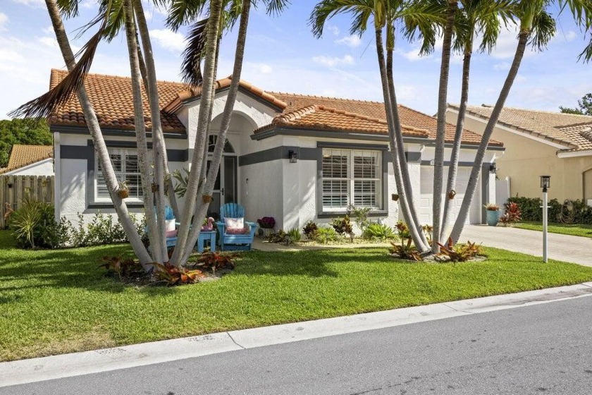 Now is your Chance to own this beautifully appointed Single - Beach Home for sale in Palm Beach Gardens, Florida on Beachhouse.com