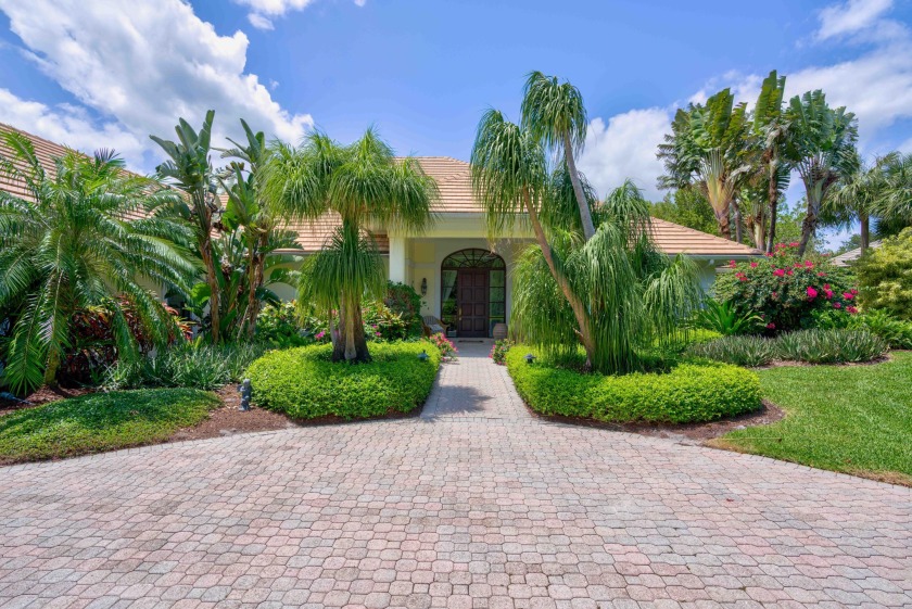 This absolutely stunning 4 bedroom, 5 bathroom property is - Beach Home for sale in Tequesta, Florida on Beachhouse.com