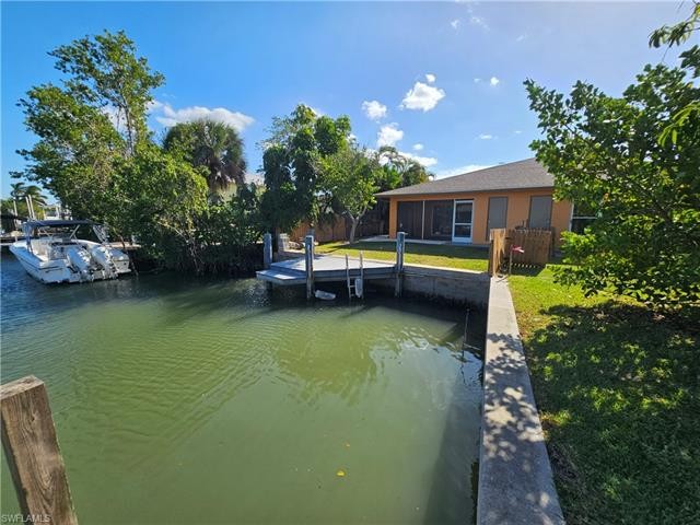 ISLES OF CAPRI, A hidden Gem, Waterfront community with NO - Beach Home for sale in Naples, Florida on Beachhouse.com