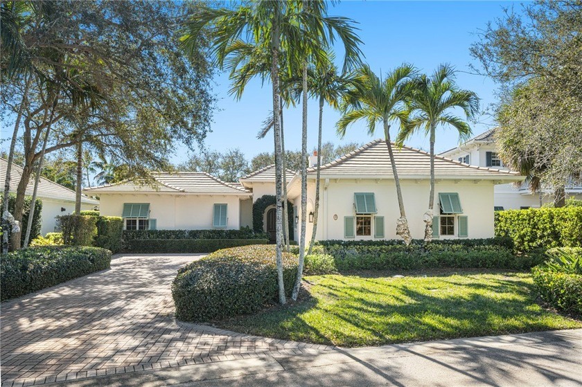 Elegant three-bedroom, three-and-a-half-bath courtyard residence - Beach Home for sale in Vero Beach, Florida on Beachhouse.com