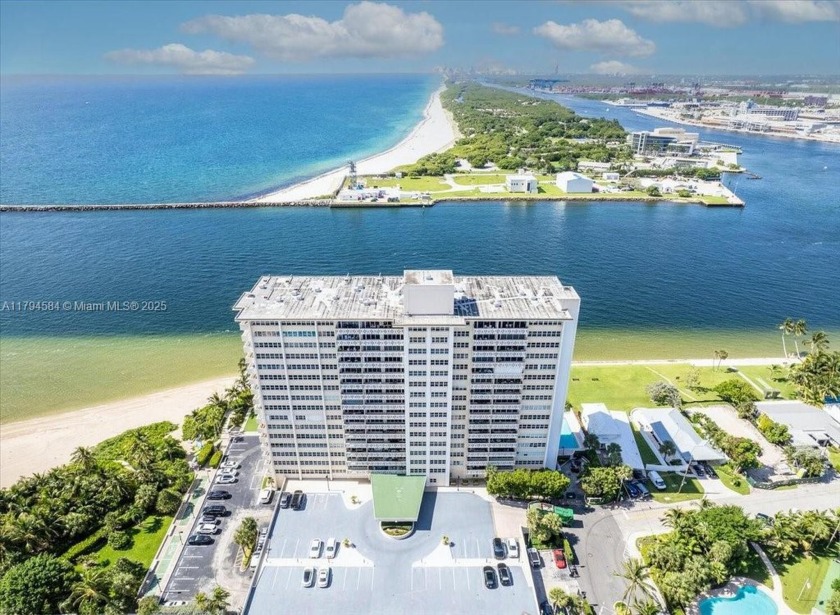 Enjoy spectacular city and partial ocean views from this updated - Beach Condo for sale in Fort Lauderdale, Florida on Beachhouse.com