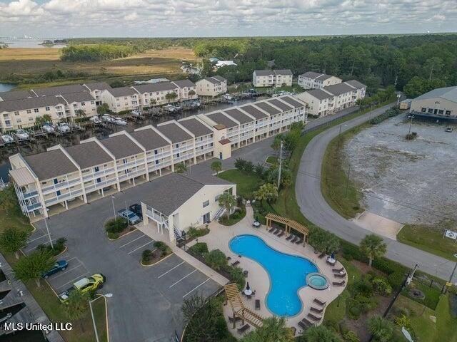 Do not miss out on this FULLY furnished 2-bedroom, 2-bathroom - Beach Condo for sale in Ocean Springs, Mississippi on Beachhouse.com