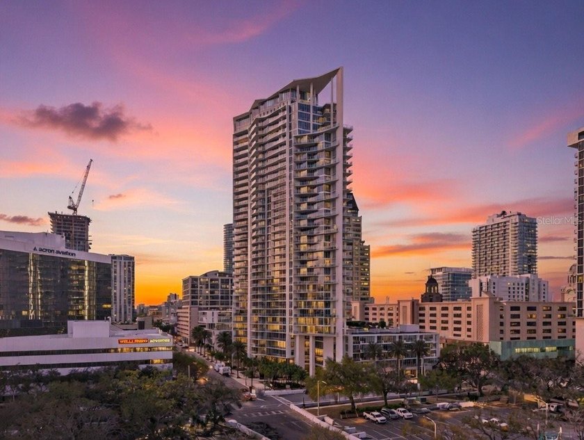 Welcome to Unit 3102, an ultra-rare junior penthouse--one of - Beach Condo for sale in St. Petersburg, Florida on Beachhouse.com