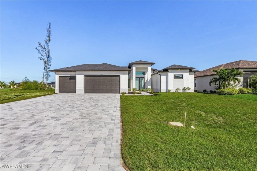 THIS is a SHORT SALE. Welcome to 1517 SW 28th Terrace, Cape - Beach Home for sale in Cape Coral, Florida on Beachhouse.com