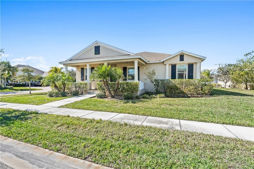Invest or Nest in the golf course community of Pointe West! - Beach Home for sale in Vero Beach, Florida on Beachhouse.com