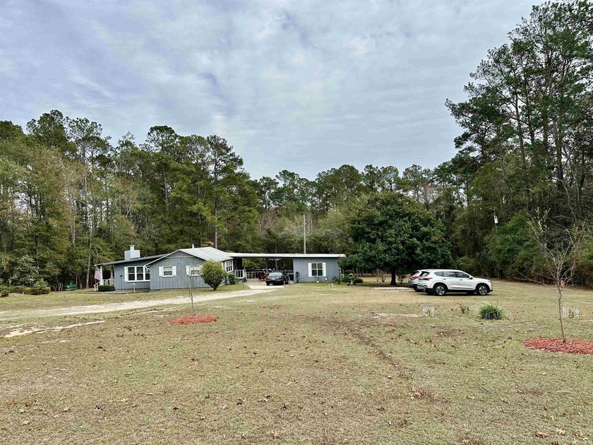 This Fantastic 3Br/2Ba split home on over 3 Acres has so much to - Beach Home for sale in Tallahassee, Florida on Beachhouse.com