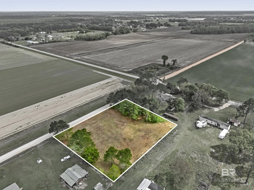 1.04 +/- Acre parcel in north Elberta just off of County Road 32 - Beach Lot for sale in Elberta, Alabama on Beachhouse.com