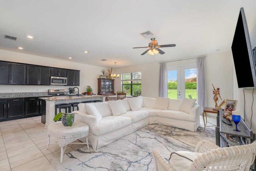 Spacious 4BR/3BA home offering nearly 2,200 sq ft of living - Beach Home for sale in Vero Beach, Florida on Beachhouse.com