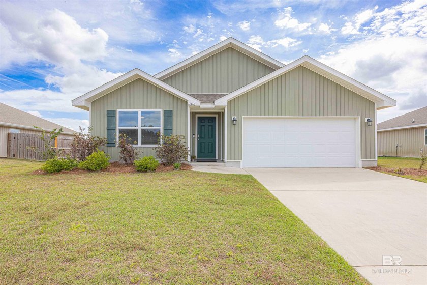Don't miss this! It's the perfect location, quiet and private - Beach Home for sale in Foley, Alabama on Beachhouse.com