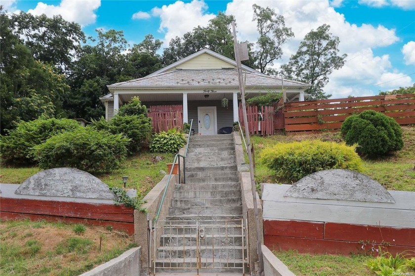 2 Family home on a tree lined street, rent roll for the left - Beach Townhome/Townhouse for sale in Oyster Bay, New York on Beachhouse.com