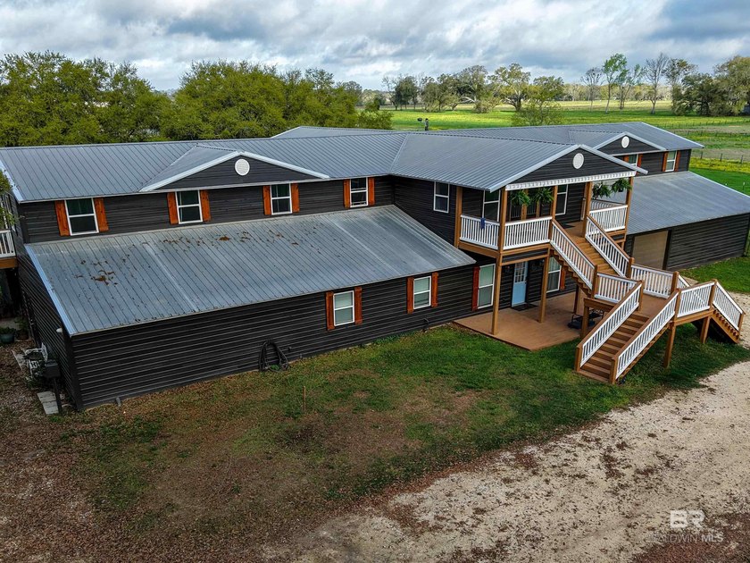 OPEN HOUSE SUNDAY APRIL 26, 3-5 PM.  Unique opportunity to own a - Beach Home for sale in Daphne, Alabama on Beachhouse.com